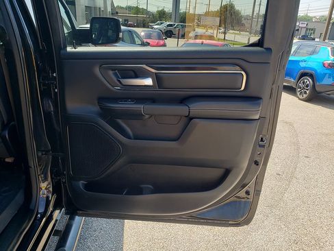 Used 2020 RAM 1500 Rebel AWD/4WD image 18
