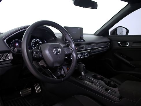 Used 2025 Honda Civic Sport image 13