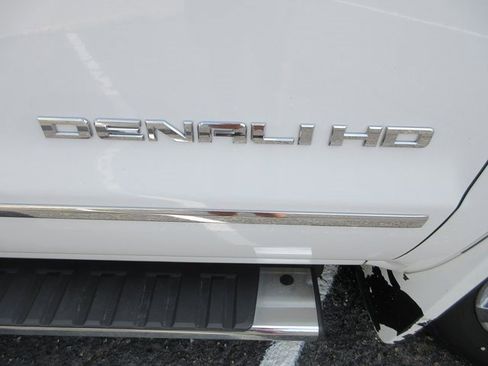 Used 2017 GMC Sierra 3500 Denali w/ Duramax Plus Package image 34