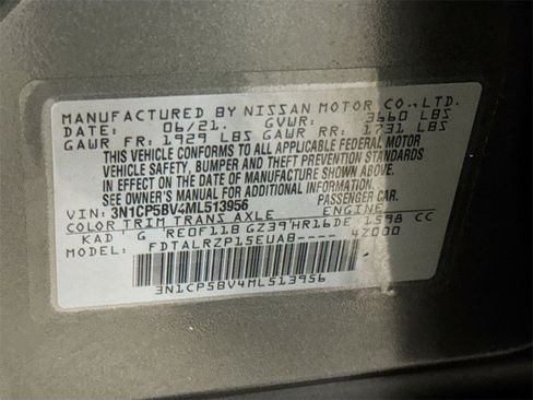 Used 2021 Nissan Kicks S image 37