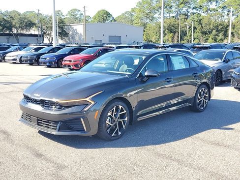 New 2026 Kia K5 EX image 3
