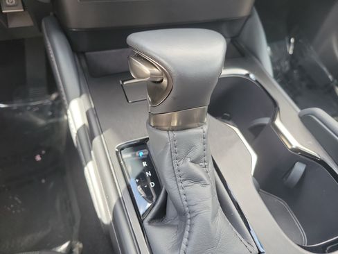 Certified 2025 Lexus ES 300h w/ Premium Package FWD image 28