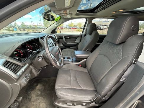 Used 2015 GMC Acadia SLE image 13
