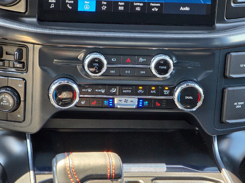 Used 2025 Ford F150 Raptor AWD/4WD image 19