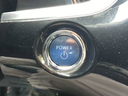 Used 2021 Toyota Prius Limited image 31