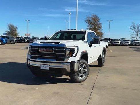 New 2026 GMC Sierra 2500 SLT image 4