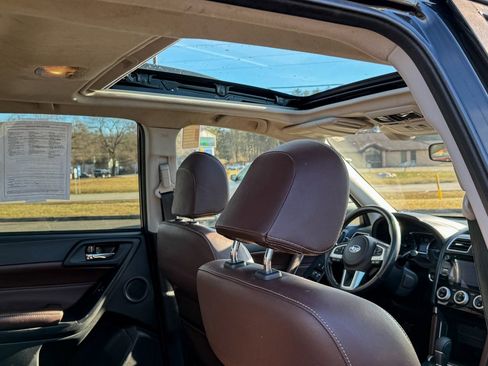 Used 2018 Subaru Forester 2.0XT Touring image 10