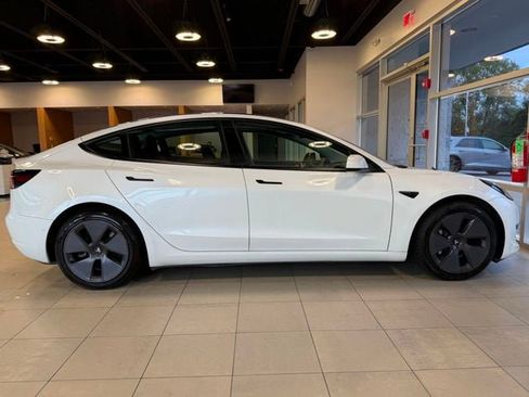 Used 2022 Tesla Model 3 Long Range AWD/4WD image 15
