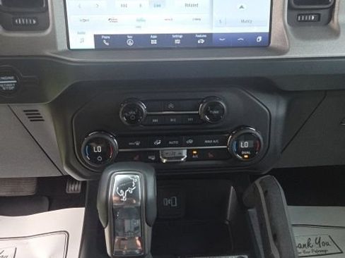 Used 2024 Ford Bronco Outer Banks AWD/4WD image 13