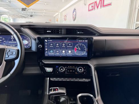 Certified 2023 GMC Sierra 1500 Denali w/ Technology Package AWD/4WD image 19