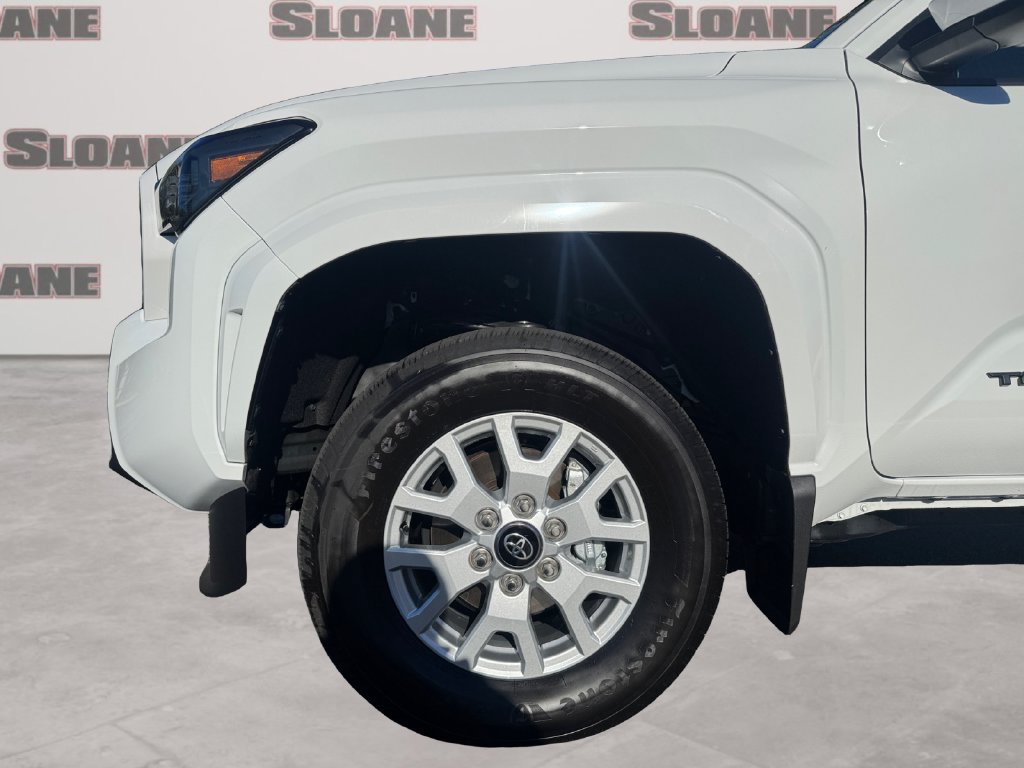 Used 2026 Toyota Tacoma SR5 AWD/4WD image 14