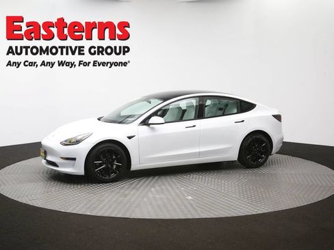 Used 2023 Tesla Model 3 Standard Range RWD image 52