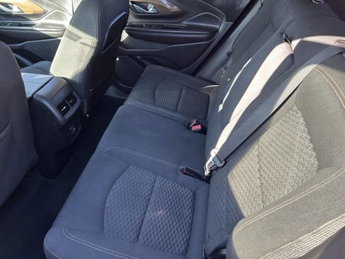 Used 2018 GMC Terrain SLE image 17