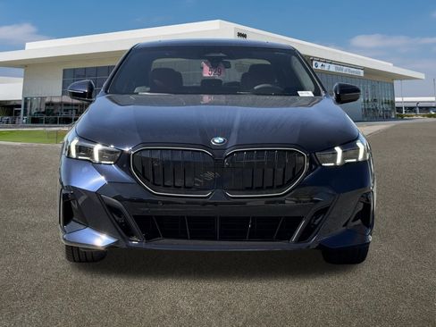 New 2026 BMW 530i image 3