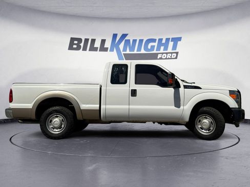 Used 2016 Ford F250 XL w/ Power Equipment Group RWD image 6