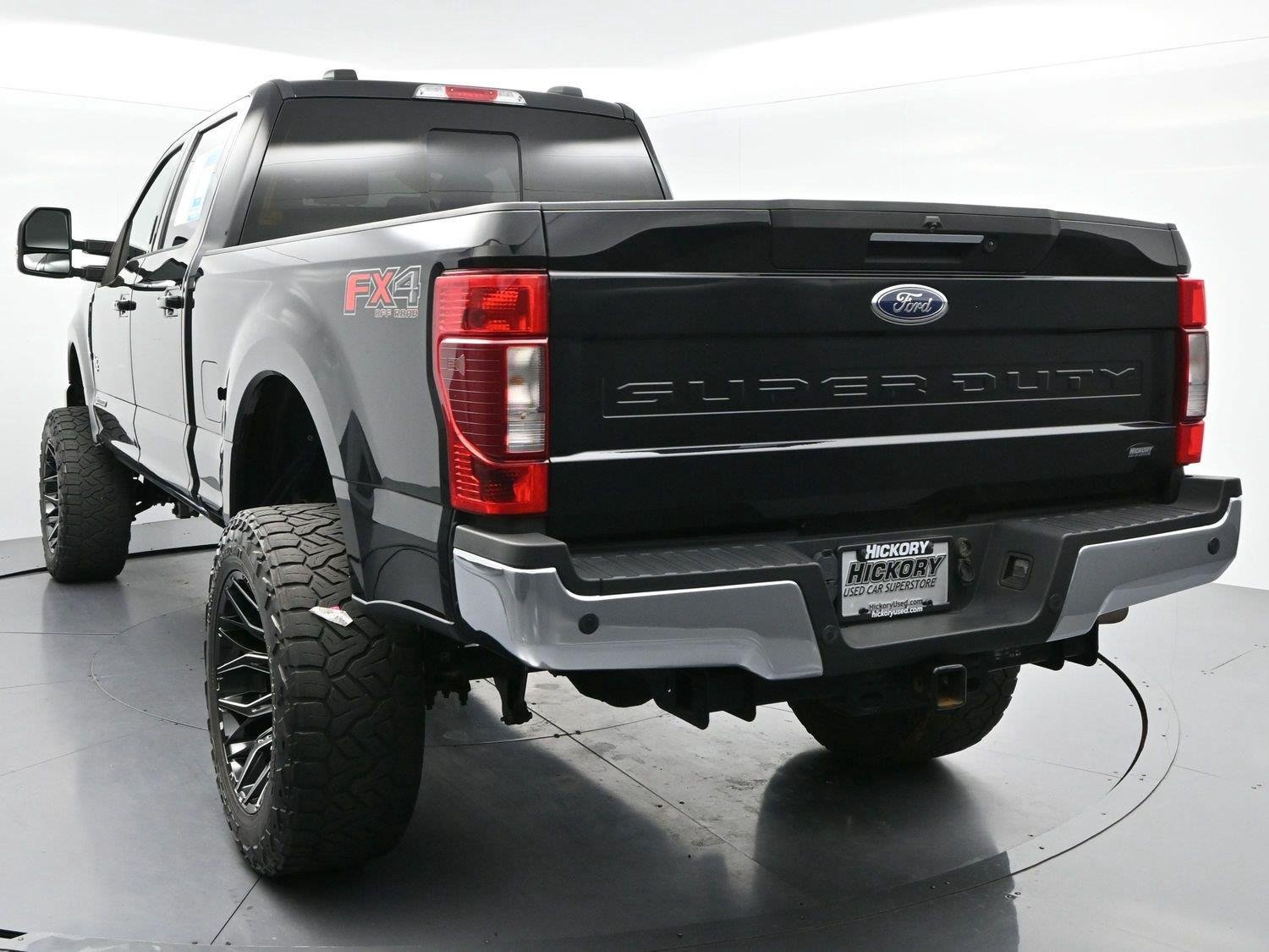 Used 2022 Ford F250 Lariat w/ Lariat Ultimate Package AWD/4WD image 6