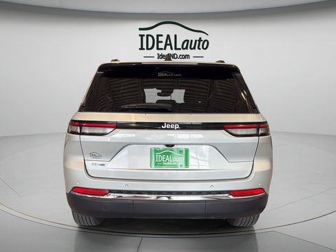 Used 2024 Jeep Grand Cherokee Limited 4xe AWD/4WD image 8