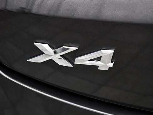 Used 2025 BMW X4 xDrive30i AWD/4WD image 87