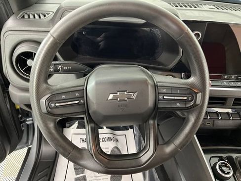 Used 2023 Chevrolet Colorado Trail Boss w/ Technology Package AWD/4WD image 22