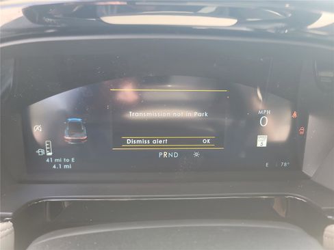 New 2026 Lincoln Corsair Premiere image 21