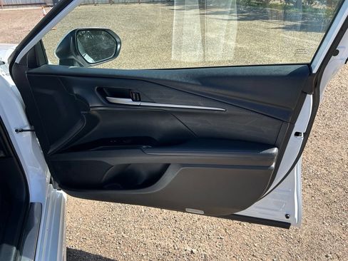 Used 2025 Toyota Camry XSE FWD image 41