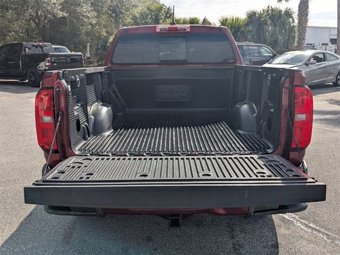 Used 2019 Chevrolet Colorado LT w/ LT Convenience Package image 5