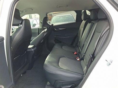 New 2025 Kia EV6 Light w/ Light LR Technology Package image 5