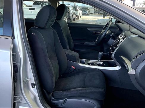 Used 2015 Nissan Altima 2.5 S w/ Power Driver Seat Package image 9