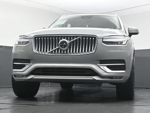 Used 2025 Volvo XC90 B5 Plus w/ Protection Package AWD/4WD image 49