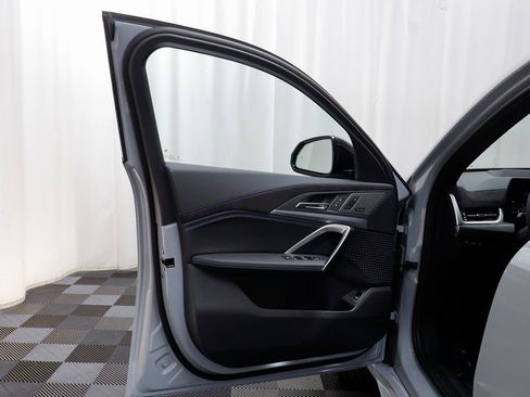 New 2026 BMW X2 xDrive28i w/ Technology Package image 4