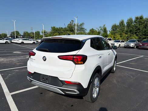 Used 2022 Buick Encore GX Preferred w/ Cold Weather Comfort Package AWD/4WD image 6