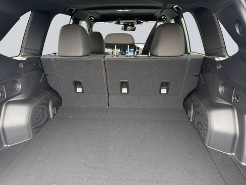 Used 2025 Subaru Forester Premium w/ Convenience Package #1 image 20