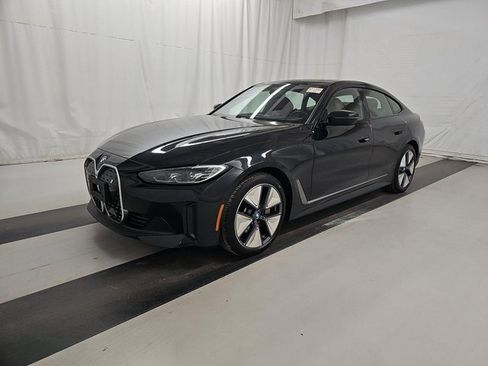 Used 2023 BMW i4 eDrive35 image 1