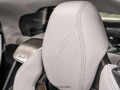 Used 2020 Chevrolet Corvette Stingray Premium Cpe w/ 3LT Preferred Equipment Group image 40