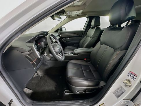 Used 2025 MAZDA CX-50 AWD 2.5 S w/ Premium Plus Pkg image 13