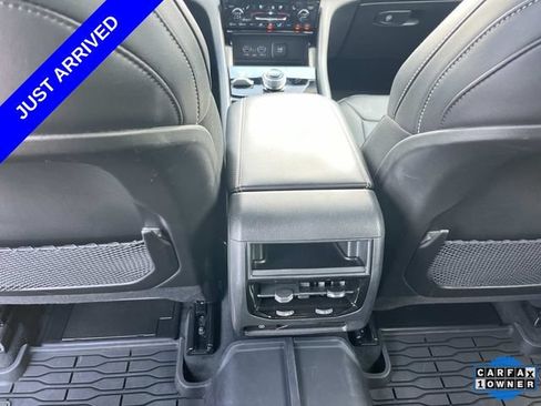 Used 2025 Jeep Grand Cherokee Limited w/ Luxury Tech Group II AWD/4WD image 17
