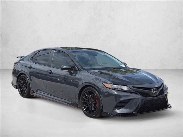 Used 2023 Toyota Camry XSE FWD image 3