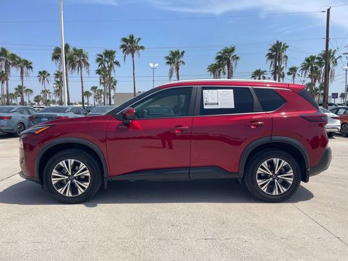 Certified 2023 Nissan Rogue SV w/ SV Premium Package FWD image 2