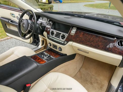 Used 2011 Rolls-Royce Ghost image 70