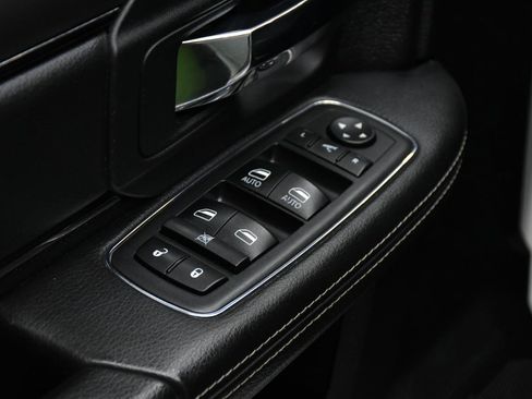 Used 2018 RAM 3500 Big Horn w/ Sport Appearance Group AWD/4WD image 15