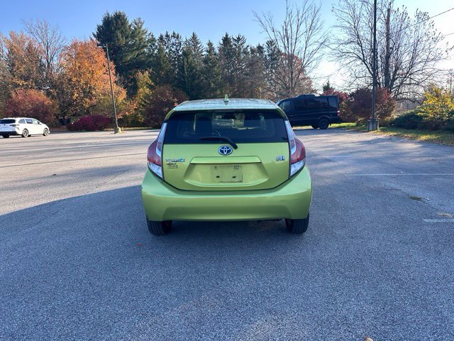 Used 2016 Toyota Prius C Three FWD image 4