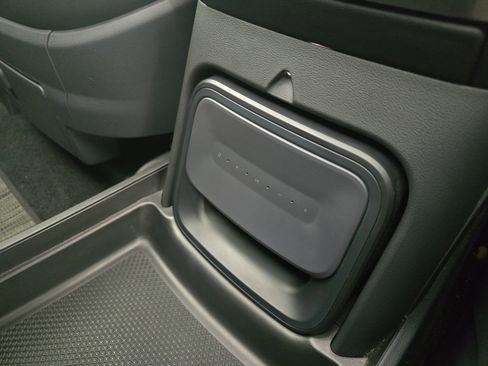 Used 2022 Rivian R1T Adventure AWD/4WD image 31