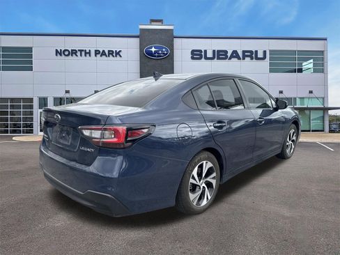 Used 2024 Subaru Legacy Premium image 3