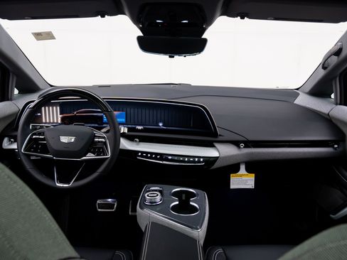 New 2026 Cadillac Optiq Sport 1 image 14