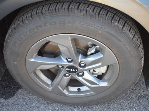 Certified 2023 Kia K5 LXS FWD image 11