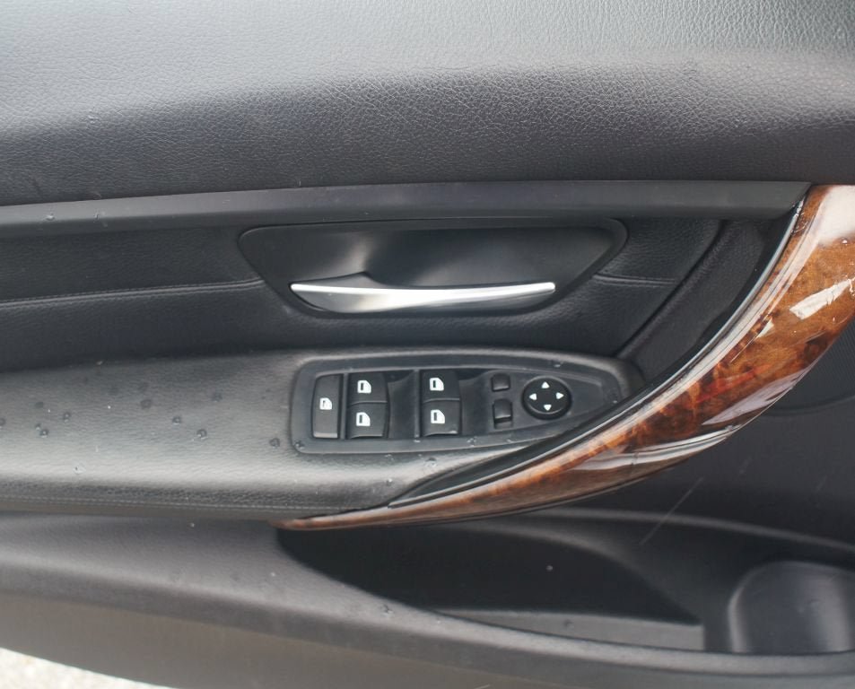 Used 2013 BMW 328i Sedan RWD image 20