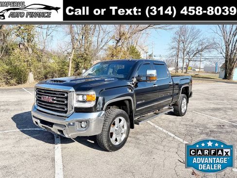 Used 2019 GMC Sierra 2500 SLT w/ Duramax Plus Package AWD/4WD image 1