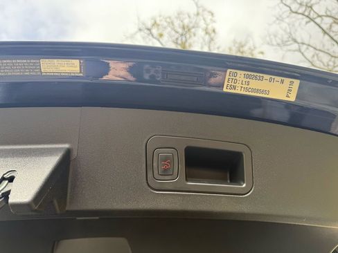 Used 2015 Tesla Model S P85D image 31