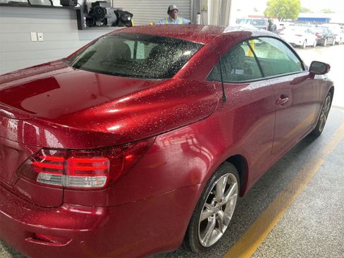 Used 2011 Lexus IS 250C w/ Luxury Pkg RWD image 9