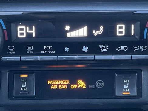 Used 2019 Toyota RAV4 XSE image 20